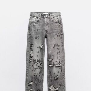 Zara Men's Straight Jeans in Distressed Gray